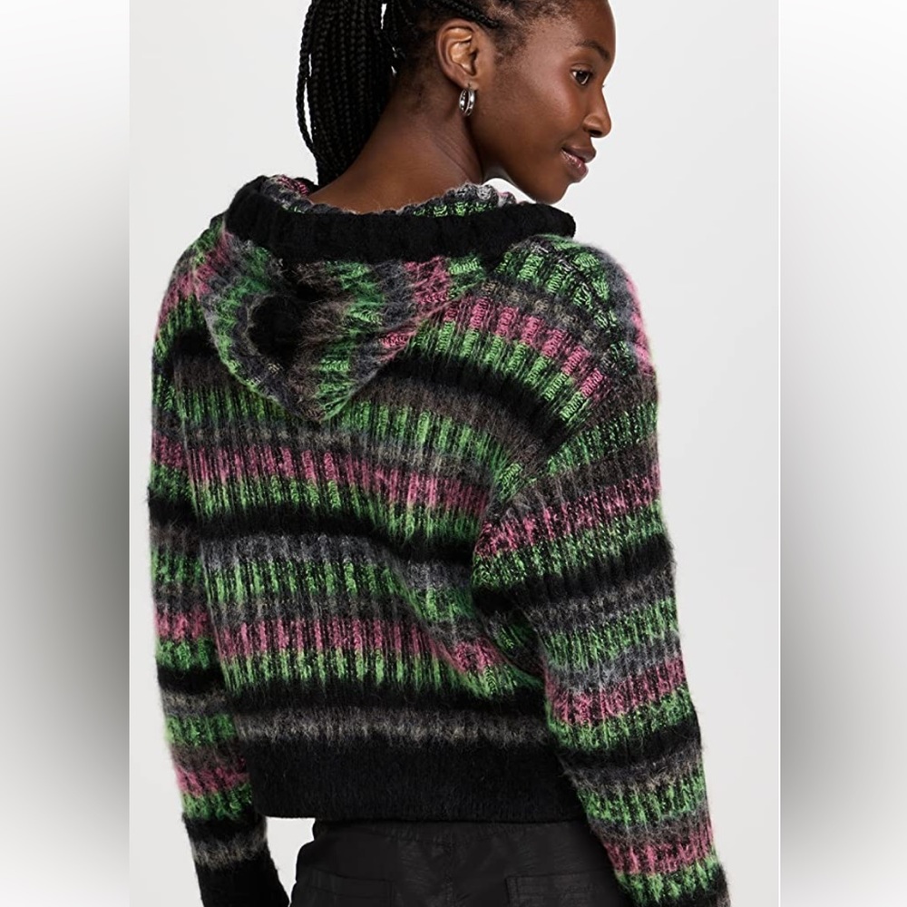 AGR zip up
